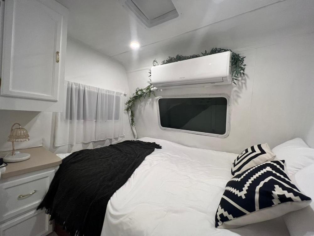 Sokcho New York Caravan Ξενοδοχείο Δωμάτιο φωτογραφία