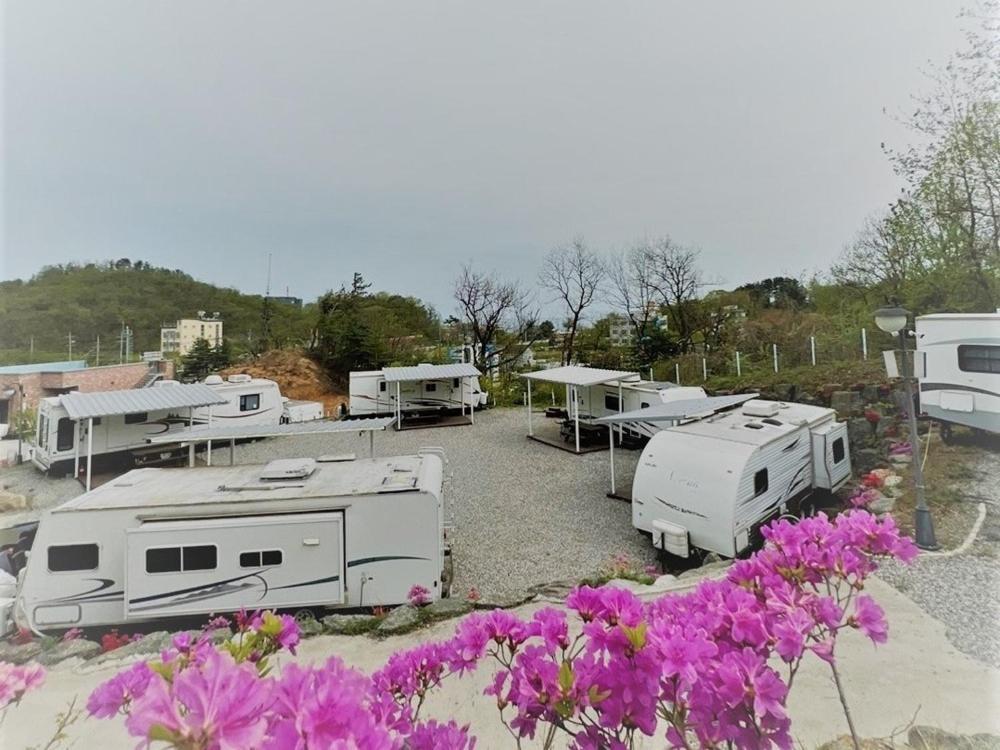 Sokcho New York Caravan Ξενοδοχείο Εξωτερικό φωτογραφία